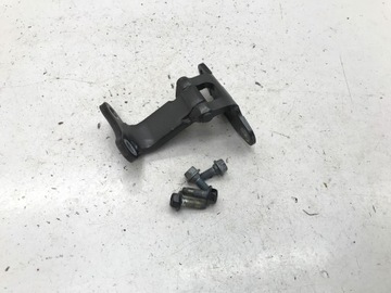 Lexus lbx 2024 петля двері лівий перед переднє нижній фото №1