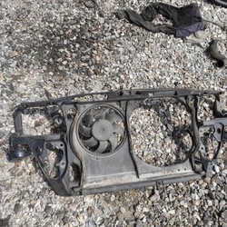 Pas переднее усилитель audi a4 b5 fl 1.9 tdi фото №1