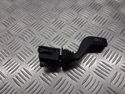 Вимикач поворотів opel corsa c 09185413 фото №1