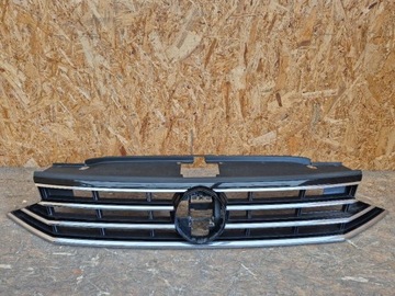 Решітка радіатора решітка volkswagen passat b8 r-line дорестайлінг 3g0853653k фото №1