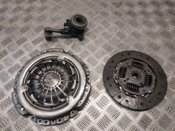 Сцепление диск + прижим dacia sandero i 1.5 dci 322034210 122031210 фото №1