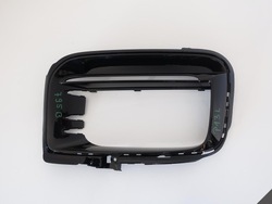 Porsche cayenne 9y0 9y3 gts ліва решітка блиск фото №1