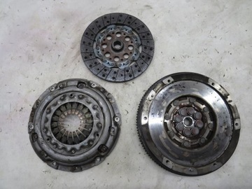 Зчеплення диск притиск двомасовий маховик civic ix 1.6 i-dtec фото №1