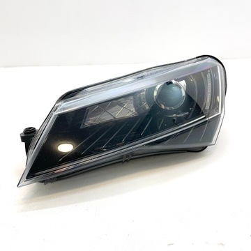 Superb iii лампа левая bi-xenon led 3v1941015a фото №1