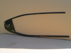 Polestar 2 рамка стёкла дверь правые зад 31689573 фото №1