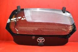 Кришка багажника зад задня toyota aygo 1 i 3d hb 05-08 фото №1