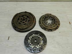 Juke ii f16 1.0 dig-t зчеплення двомасовий комплект фото №1