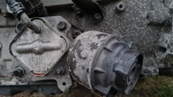 Основа фільтра масла радіатор auris 1.4 d4d фото №1