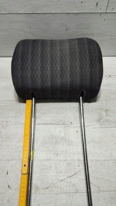 Підголівник сидіння перед mercedes w124 фото №1