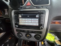 Vw eos рамка навигации радио панели распределительной 1q0858069f фото №1