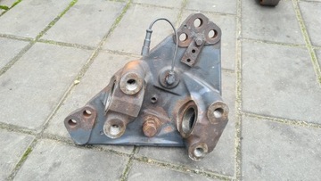 Daf 106 поворотный кулак левая фото №1