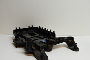 Основание акумулятора seat altea 5p1 1k0915333c 1.9l дизель 77kw 2006 фото №1