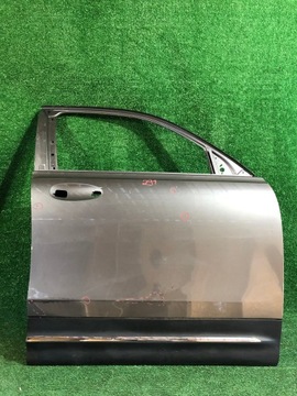 Двері праві передні mercedes w247 glb фото №1