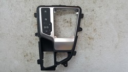 Рамка панель коробки передач audi a4 b9 a5 8w1713111c демонтаж фото №1