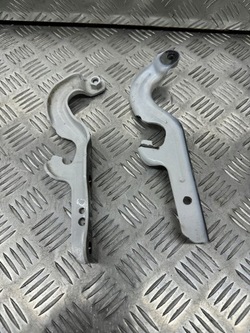 Jeep grand cherokee wk2 18- overland pw7 петля капота праві лівий фото №1