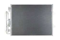 Радиаторов кондиционера twingo ii 1.2 921006980r фото №1