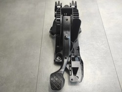 Audi a3 s3 8v педаль гальма 5q1721058dl фото №1