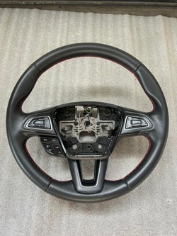 Ford focus mk3 рестайлинг руль st line фото №1