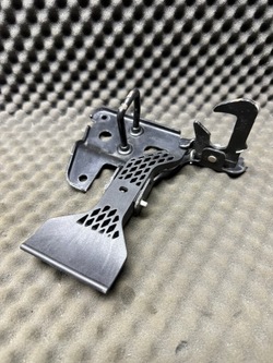 8e0823480f засув замок капота volkswagen audi skoda фото №1