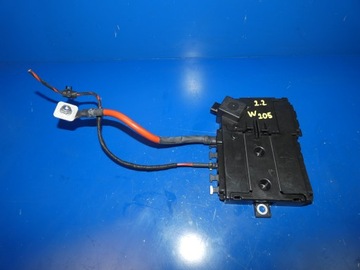 Mercedes c клас w205 коробка bezpiczników фото №1