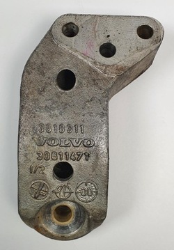 Лапи двигуна volvo v40 1.8 30611471 фото №1