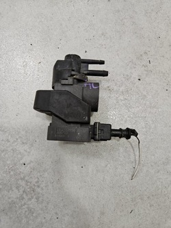 Renault master iii 3 датчик вакуум клапан 149566215r фото №1