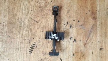 Ограничитель дверь задних bmw f10 7182019 фото №1