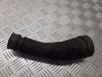 Трубка воздуха opel corsa c 1.3 cdti 93319134 фото №1