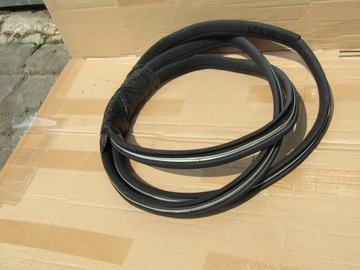 Mercedes w210 рестайлінг універсал тканинний ліва задня прокладка двері лівий зад фото №1