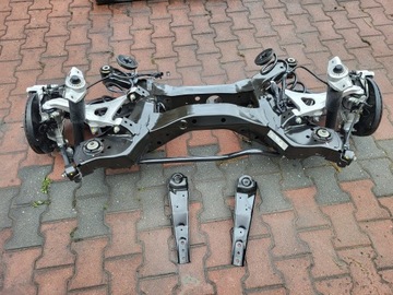 Вісь задня балка підвішування зад nissan x-trail iv t33 2wd комплектна фото №1