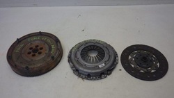 Зчеплення диск притиск 9 tys. km puma 1.5 tdci фото №1