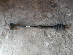 Піввісь правий перед opel insignia a 1.8 b 13228196 фото №1