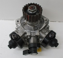 Насос вприскувальний audi a8 q7 4.2 tdi cud 057130755ae фото №1