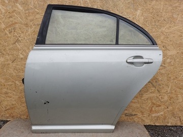 Двері ліві задні лівий зад toyota avensis t25 hb фото №1
