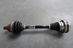 Vw beetle 5c 2.0 tsi dsg піввісь ліва фото №1