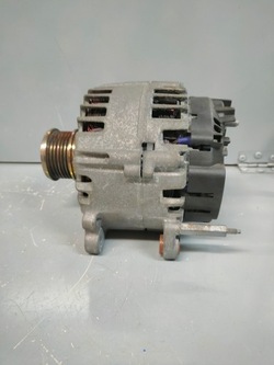 Leon kl octavia 4 iv golf viii a3 8y caddy v генератор 2.0 tdi 05l903026e фото №1