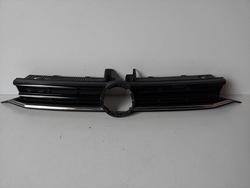 Vw touran 5ta 15- решётка радиатора решётка бампера перед фото №1