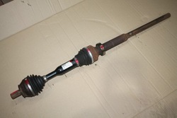 Volvo xc60 d3, d4, d5, t6 права піввісь p31367563 автомат фото №1