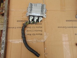 Блок керування комп'ютер двигуна kuga mk1 2.0 tdci фото №1