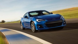 Subaru brz перед 2017 рестайлінг капот бампер лампи фото №1