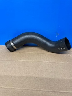 Шланг интеркулер mercedes c класс a2045281882 фото №1