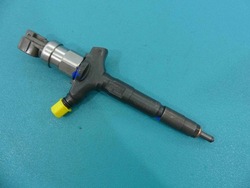 Инжектор renault vel satis 8-97239161-7 3.0 dci фото №1