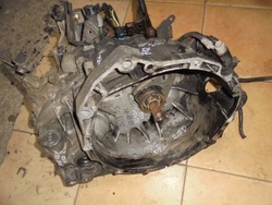 Primera p12 2.2dci коробка передач коробки передач фото №1