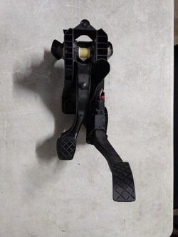 Golf vii sportsvan педаль гальма газу фото №1