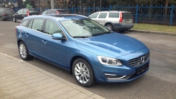 Volvo s60 v60 дверь левая задние зад фото №1