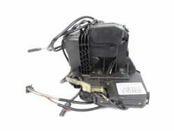 Mercedes c клас w203 замок двері праві перед фото №1