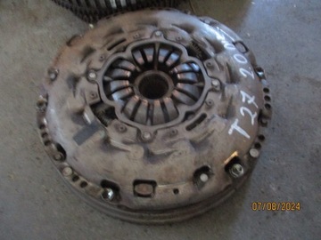 Toyota avensis t27 2,0d4d зчеплення двомасовий комплектні фото №1