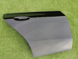 Mercedes cla 118 двері праві зад фото №1