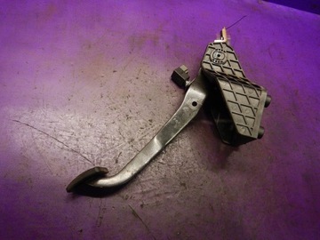 Kia ceed i 06-10 1,6 crdi педаль тормоза фото №1