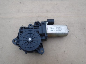 Двигунчик скла лівий перед fiat stilo 50002603 фото №1